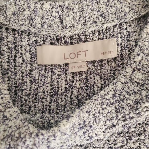 LOFT Petites Heather Gray Sweater - Picture 5 of 6